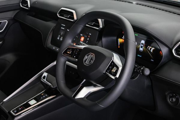 2026-MG-ZS-PRO-15T-Com-CVT-Auto image:10