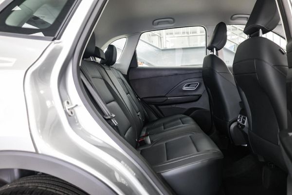 2026-MG-ZS-PRO-15T-Com-CVT-Auto image:13