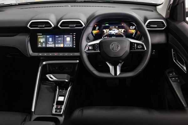 2026-MG-ZS-PRO-15T-Com-CVT-Auto image:14