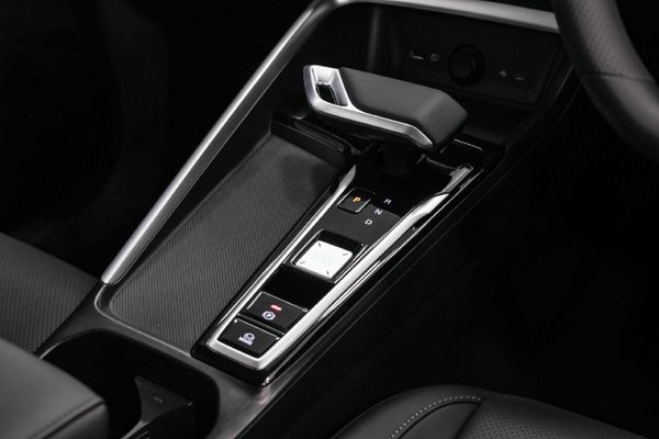 2026-MG-ZS-PRO-15T-Com-CVT-Auto image:17