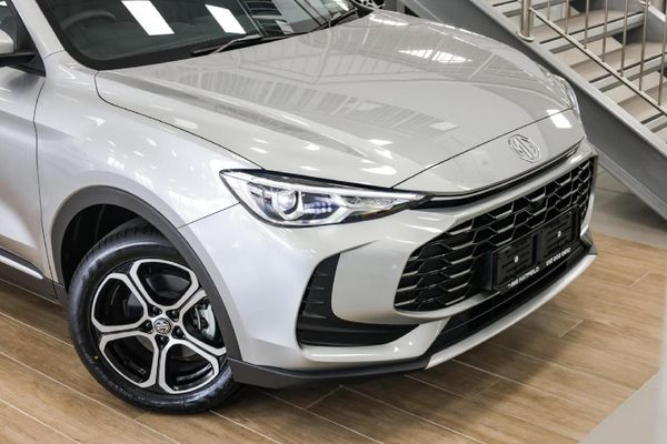 2026-MG-ZS-PRO-15T-Com-CVT-Auto image:1