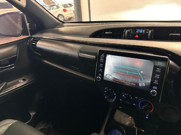 2023-Toyota-Hilux-28-GD-6-Raised-Body-Legend-Auto-Extended-Cab image:8