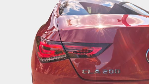 2019-Mercedes-Benz-CLA-200-Auto image:18