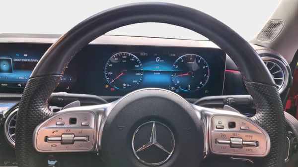 2019-Mercedes-Benz-CLA-200-Auto image:5