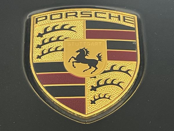 2015-Porsche-Macan-S image:11