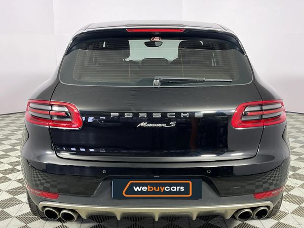 2015-Porsche-Macan-S image:18