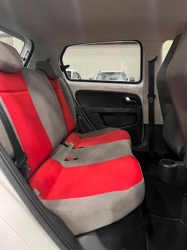 2016-Volkswagen-Up-Cross-Up-10-5-dr image:11