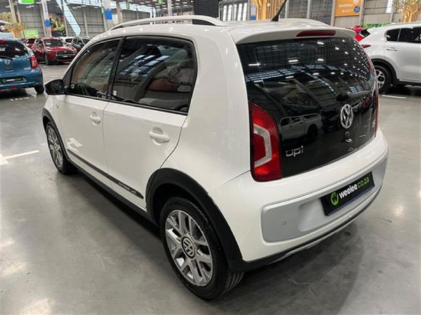 2016-Volkswagen-Up-Cross-Up-10-5-dr image:4