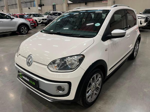 2016-Volkswagen-Up-Cross-Up-10-5-dr image:6