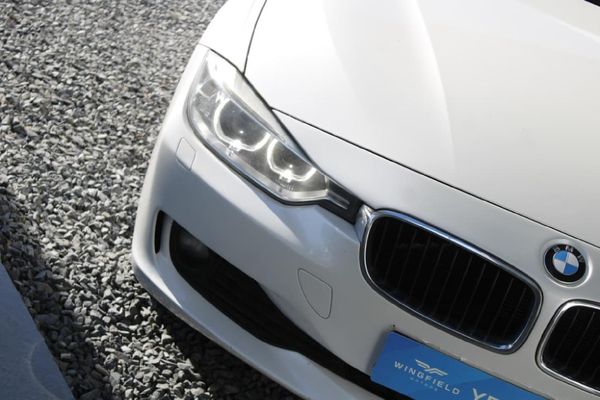 2013-BMW-3-Series-320d-Auto image:6