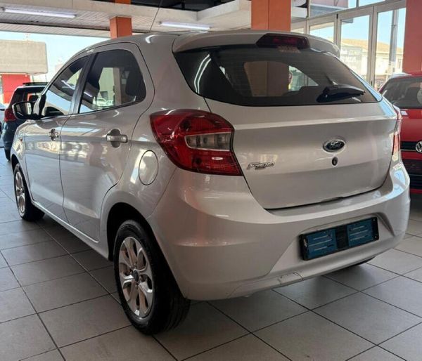 2018-Ford-Figo-15-Titanium-5-dr image:5
