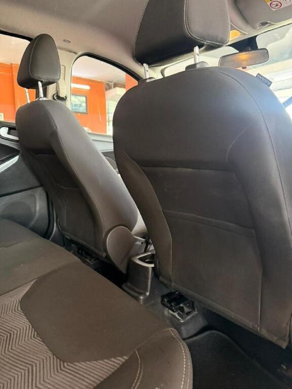 2018-Ford-Figo-15-Titanium-5-dr image:8