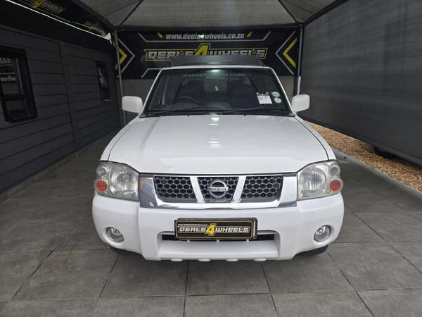 2004-Nissan-Hardbody-3000TD-SEL-Double-Cab image:2