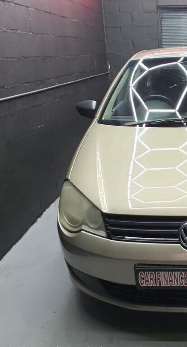 2015-Volkswagen-Polo-Vivo-GP-14-Trendline-5-dr image:2