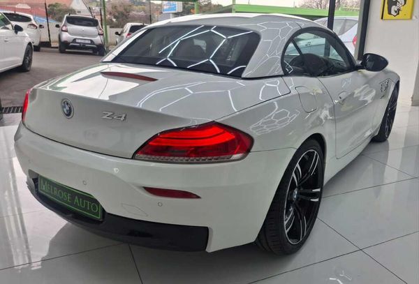 2014-BMW-Z4-sDrive20i-M-Sport-Auto image:10
