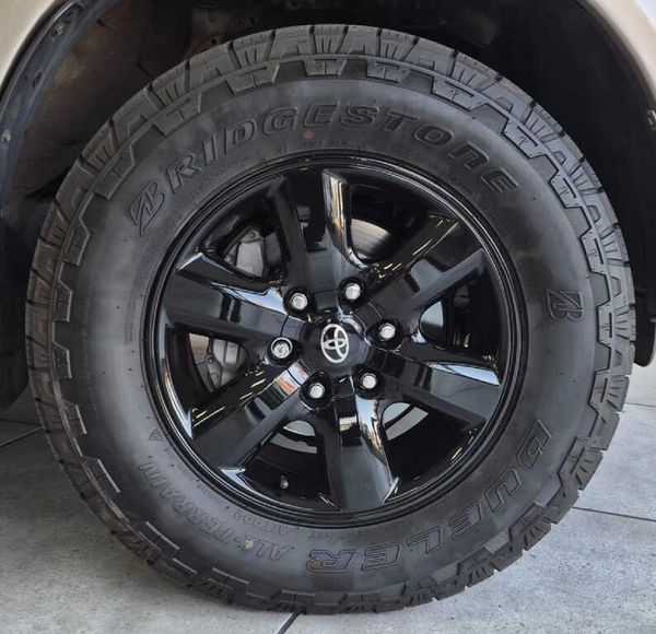 2010-Toyota-Fortuner-30-D-4D-Raised-Body image:4