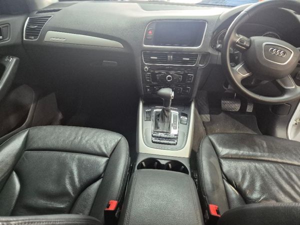 2014-Audi-Q5-20-TDI-quattro-S-Auto image:10