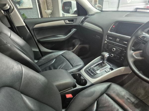 2014-Audi-Q5-20-TDI-quattro-S-Auto image:7