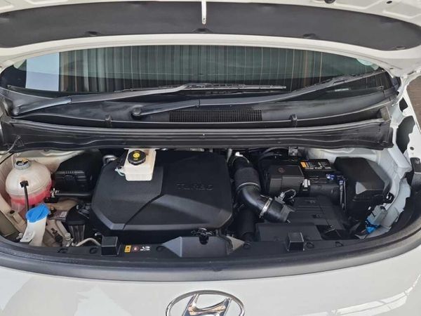 2022-Hyundai-Staria-22d-Executive-Auto image:17