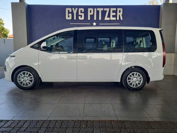 2022-Hyundai-Staria-22d-Executive-Auto image:5