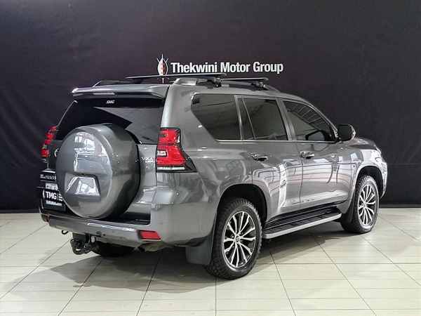 2022-Toyota-Land-Cruiser-Prado-28-GD-VX-L-Auto image:4
