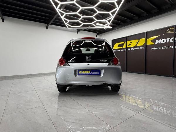 2014-Honda-Brio-12-Comfort-5-dr-Auto image:11
