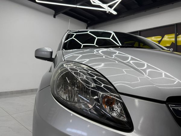2014-Honda-Brio-12-Comfort-5-dr-Auto image:12