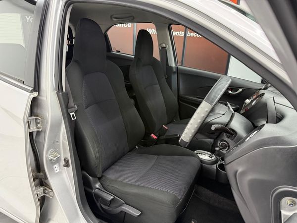 2014-Honda-Brio-12-Comfort-5-dr-Auto image:16