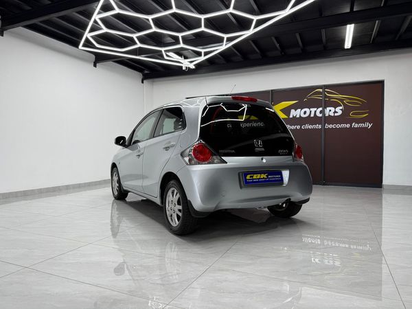 2014-Honda-Brio-12-Comfort-5-dr-Auto image:8