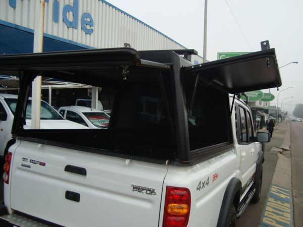 2025-Mahindra-Pik-Up-22-mHawk-S11-Dew-4x4-Auto-Double-Cab image:6