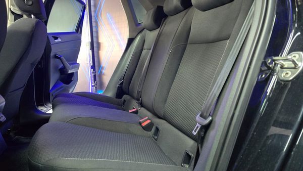 2018-Volkswagen-Polo-10-TSI-Comfortline image:19