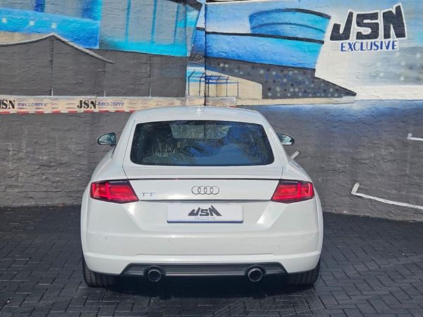 2015-Audi-TT-Coupe-20-TFSI-Auto image:4