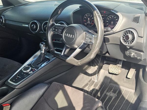 2015-Audi-TT-Coupe-20-TFSI-Auto image:6