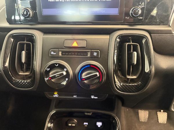 2021-Kia-Sonet-15-EX image:19