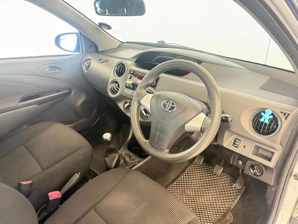 2019-Toyota-Etios-15-XS-5-dr image:13
