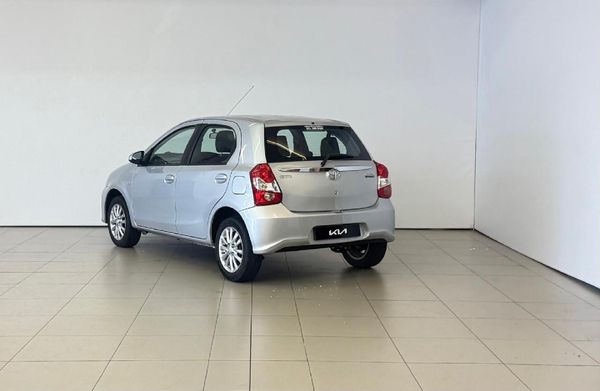 2019-Toyota-Etios-15-XS-5-dr image:6