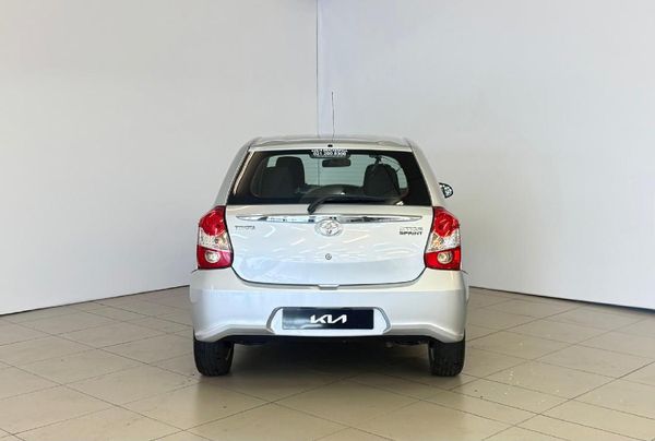 2019-Toyota-Etios-15-XS-5-dr image:7