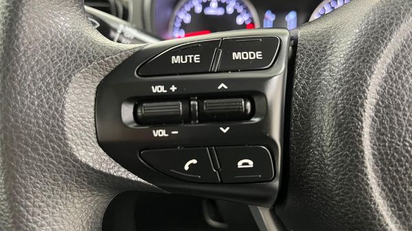 2025-Kia-Pegas-14-LX image:14