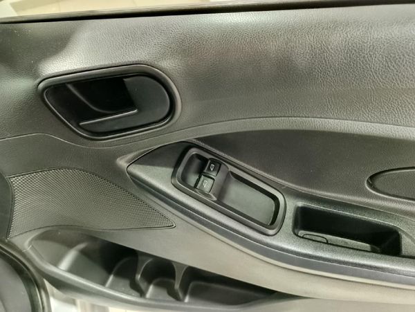 2020-Ford-Figo-15Ti-VCT-Ambiente-5-dr image:18