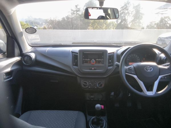 2025-Toyota-Vitz-10 image:16