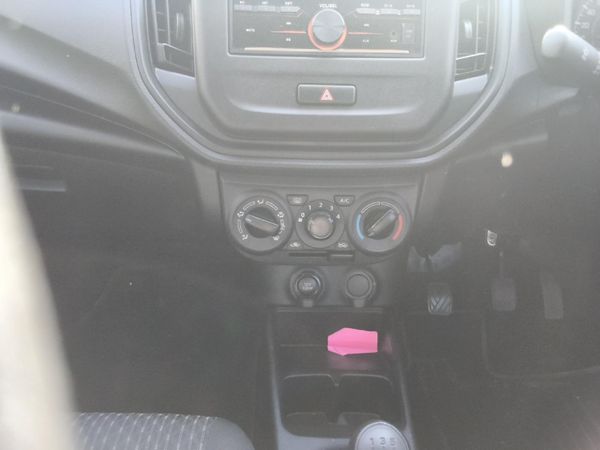 2025-Toyota-Vitz-10 image:17