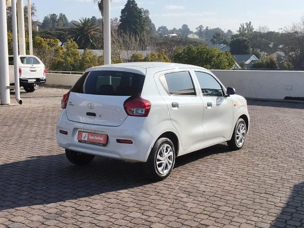 2025-Toyota-Vitz-10 image:1