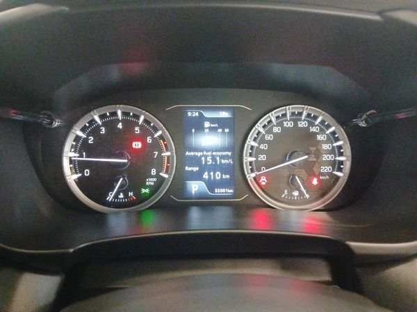 2025-Toyota-Urban-Cruiser-15-XR-Auto image:10