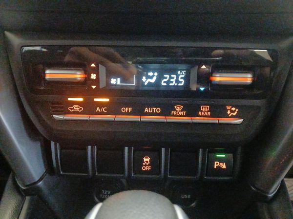 2025-Toyota-Urban-Cruiser-15-XR-Auto image:14
