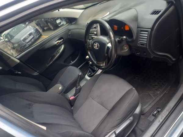 2012-Toyota-Corolla-16-Professional image:8