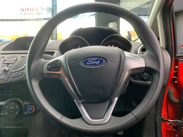 2016-Ford-Fiesta-16-TDCi-Trend-5-dr image:10