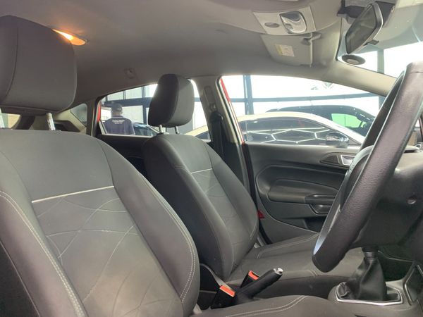 2016-Ford-Fiesta-16-TDCi-Trend-5-dr image:8