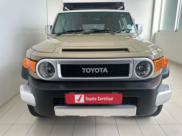 2013-Toyota-FJ-Cruiser-40-V6 image:16