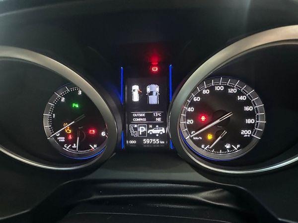 2016-Toyota-Land-Cruiser-Prado-30-TDI-VX-Auto image:11