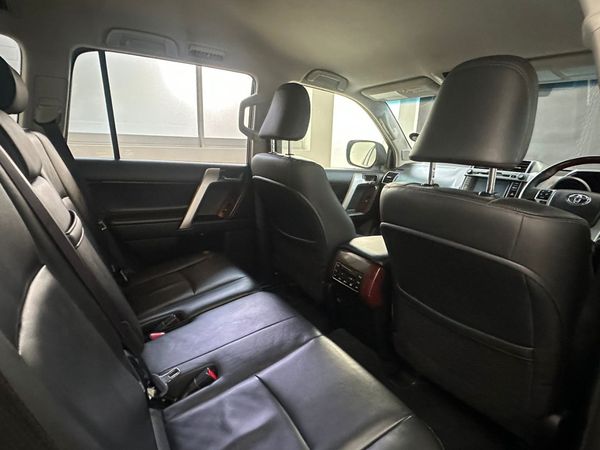 2016-Toyota-Land-Cruiser-Prado-30-TDI-VX-Auto image:14